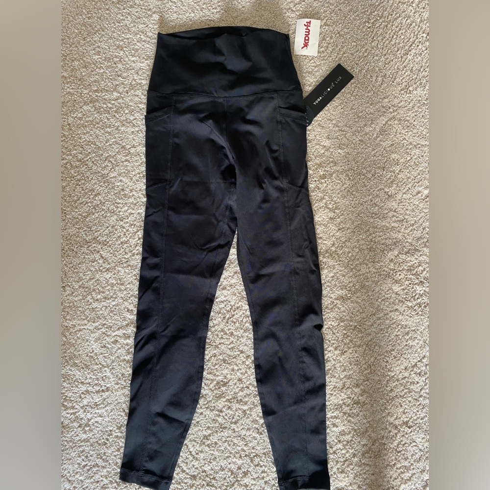 Yogalicious Luxe NWT Black Leggings with Pockets SZ S